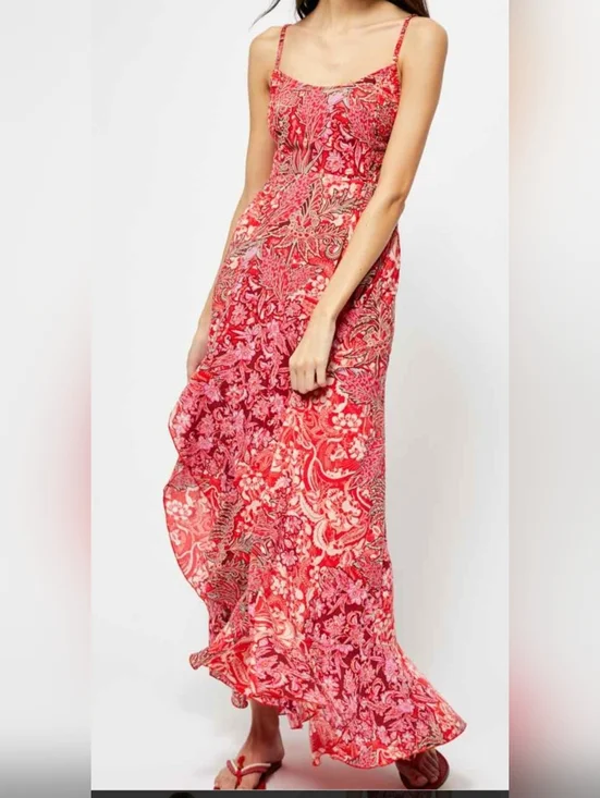 Free Peiple Red Floral Maxi Dress with Spaghetti Straps - Picture 4 of 16